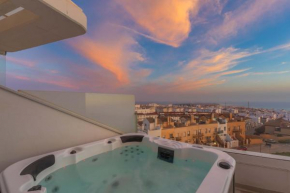 Apartamento superior, Calma, Terraza gigante con vistas al mar y Jacuzzi, Parking, Hasta 6 personas